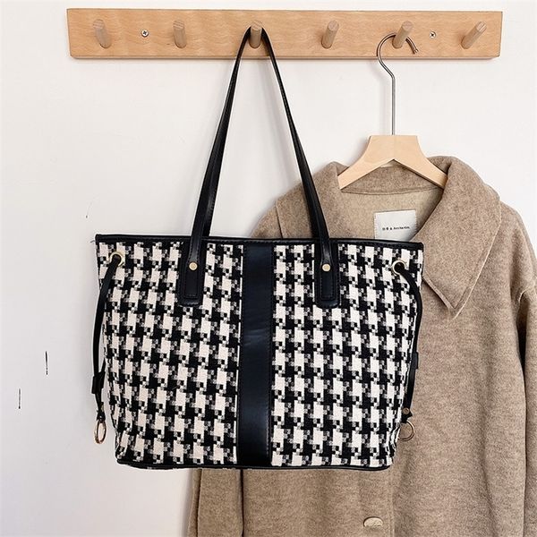 outlet sale 80% off large capacity women's shoulder bag winter korean version fashion versatile lattice tote bag women s 3x34
outlet sale 80% off large capacity women's shoulder bag winter korean version fashion versatile lattice tote bag women s 3x34