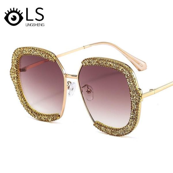 LS Female Metal Frame Trend Sunglass Luxury Oversized Sunglasses Women Gradient Shades Fashion Sun Glasses YB047, White;black
LS Female Metal Frame Trend Sunglass Luxury Oversized Sunglasses Women Gradient Shades Fashion Sun Glasses YB047, White;black
