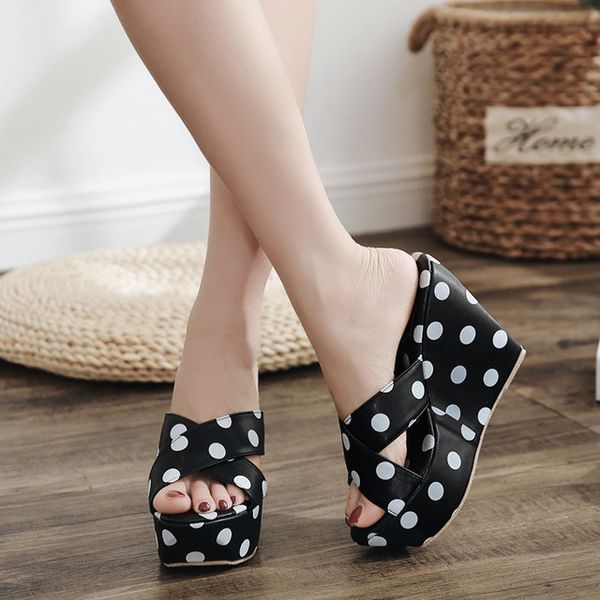 2020 women's slippers tide wave wedges high heels 11.5 cm slides toe lazy shoes l982, Black
2020 women's slippers tide wave wedges high heels 11.5 cm slides toe lazy shoes l982, Black