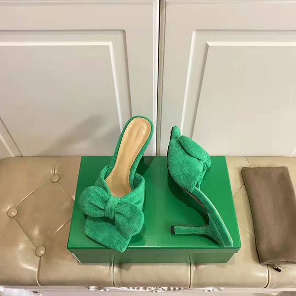 spring/summer 2022 high-heeled slippers bow tie square toe slipper size 35-42, Black
spring/summer 2022 high-heeled slippers bow tie square toe slipper size 35-42, Black