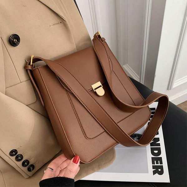 shoulder bags large-capacity simple bag 2021 trendy high-end one-shoulder handbag messenger wild ins atmospheric tote
shoulder bags large-capacity simple bag 2021 trendy high-end one-shoulder handbag messenger wild ins atmospheric tote