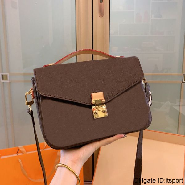 handbag fashion women's single shoulder diagonal bag leather wallet l flower outdoor light ing
handbag fashion women's single shoulder diagonal bag leather wallet l flower outdoor light ing