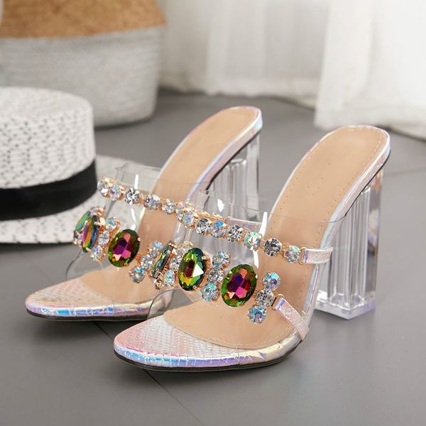 2021 new europeans and americans cross-border large size of crystal strass thick high heels chinese women 1l5a, Black
2021 new europeans and americans cross-border large size of crystal strass thick high heels chinese women 1l5a, Black