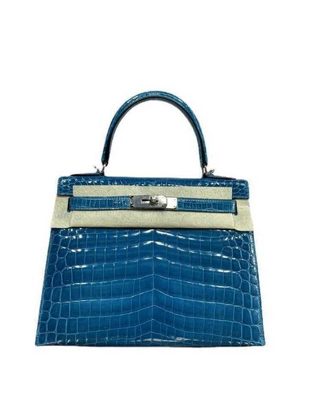 luxury bag handbag popular nile crocodile high gloss arch beaded leather hand sewn hand
luxury bag handbag popular nile crocodile high gloss arch beaded leather hand sewn hand