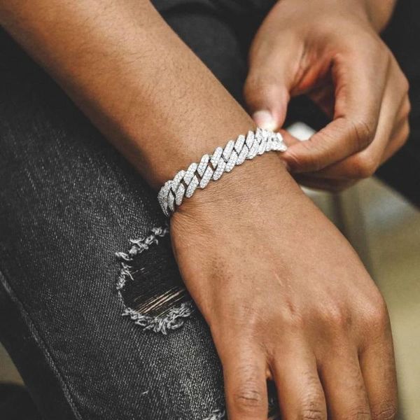 chokers women men hiphop rock miami cuban link chain bracelet iced out bling 5a cubic zirconia cz classic jewelry drop ship, Golden;silver
chokers women men hiphop rock miami cuban link chain bracelet iced out bling 5a cubic zirconia cz classic jewelry drop ship, Golden;silver