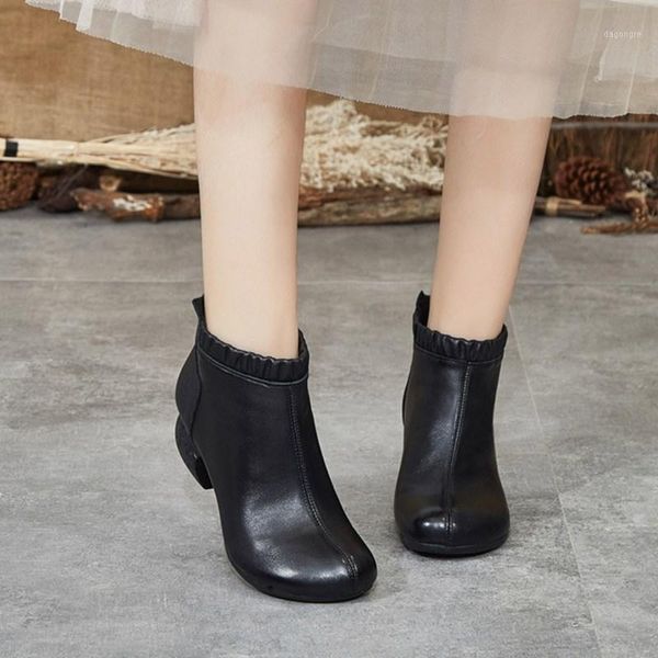 boots women boot autumn winter leather fashion retro plus velvet short thick heel soft bottom round head1, Black
boots women boot autumn winter leather fashion retro plus velvet short thick heel soft bottom round head1, Black