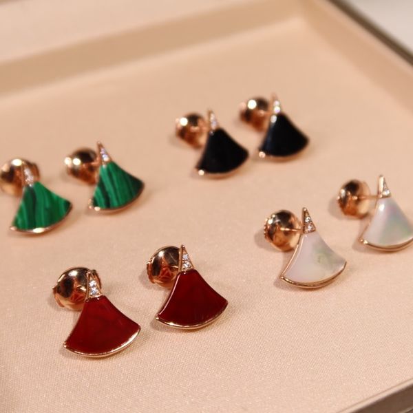 buigari earring luxury jewelry ladies stud 18k gold plated designer official reproductions earrings fashion 925 silver needle premium gifts, Golden;silver
buigari earring luxury jewelry ladies stud 18k gold plated designer official reproductions earrings fashion 925 silver needle premium gifts, Golden;silver