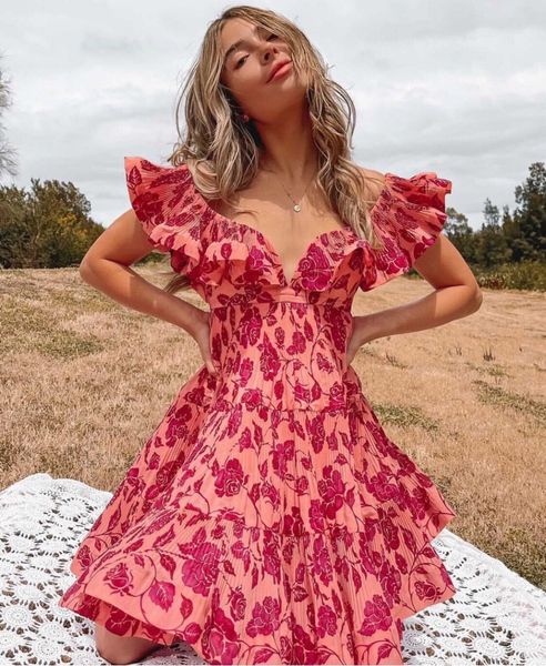 spring 2021 new holiday v-neck floral print princess dress with flying sleeves and backless puffy skirt, Black;gray
spring 2021 new holiday v-neck floral print princess dress with flying sleeves and backless puffy skirt, Black;gray