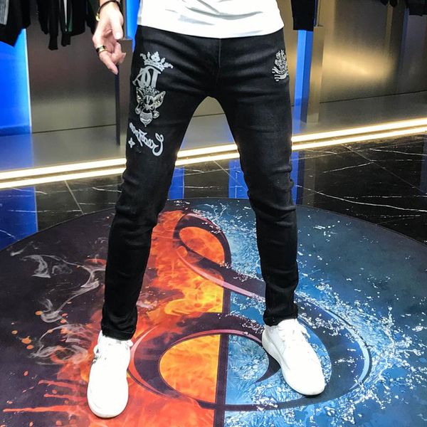 2020 autumn new personalized diamond slim elastic jeans embroidery badge small leg pants pants fashion brand men, Blue
2020 autumn new personalized diamond slim elastic jeans embroidery badge small leg pants pants fashion brand men, Blue