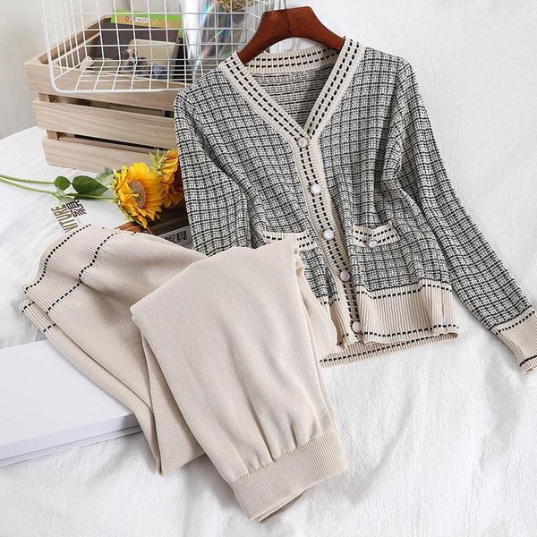 women's tracksuits autumn runway women knitted tracksuit black 2 piece set plaid cardigans + wide leg pants two plus size knit suit1, Gray
women's tracksuits autumn runway women knitted tracksuit black 2 piece set plaid cardigans + wide leg pants two plus size knit suit1, Gray