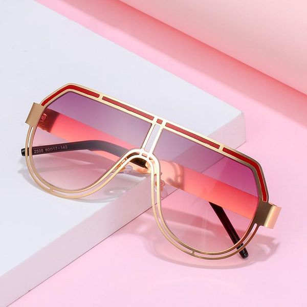 sunglasses fashion women gradient color lens sun glasses metal frame eyewear, White;black
sunglasses fashion women gradient color lens sun glasses metal frame eyewear, White;black
