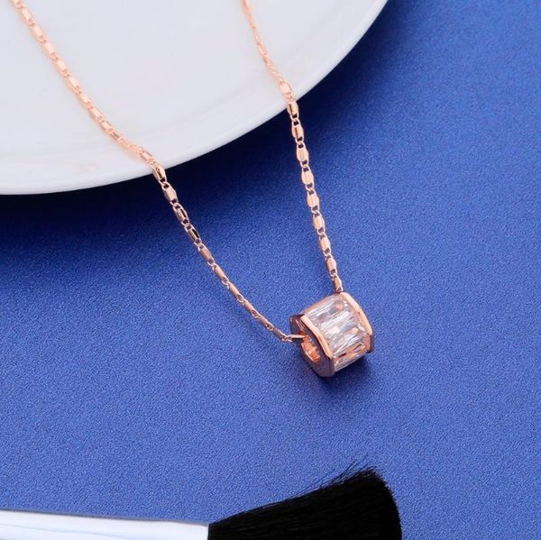 unique cute small crystal circle geometric necklace silvery shiny rhinestone clavicle choker women statement jewelry chokers, Golden;silver
unique cute small crystal circle geometric necklace silvery shiny rhinestone clavicle choker women statement jewelry chokers, Golden;silver