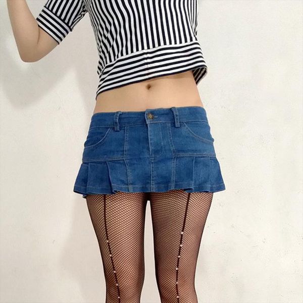 women plus size pleated micro mini jeans skirt pocket stage dance skirt low rise waist vintagetutu flounced denim f55, Black
women plus size pleated micro mini jeans skirt pocket stage dance skirt low rise waist vintagetutu flounced denim f55, Black