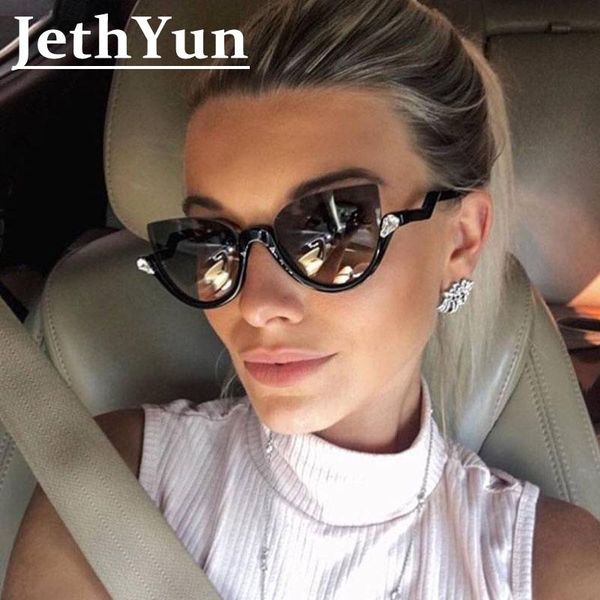 sunglasses 2021 luxury designer cat eye rhinestone half frame women mirror coating clear lens fashion brand, White;black
sunglasses 2021 luxury designer cat eye rhinestone half frame women mirror coating clear lens fashion brand, White;black