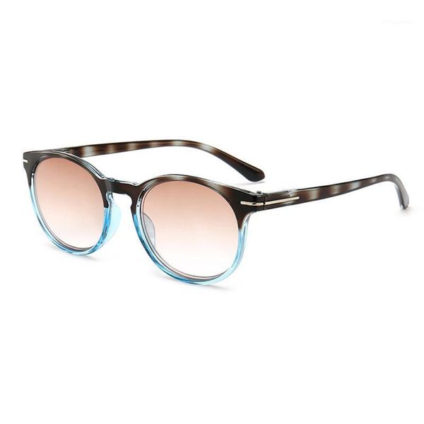 new fashion women sun reading glasses magnifier gradient lens presbyopia sunglasses female driving travel spectacles +1.0~+41, White;black
new fashion women sun reading glasses magnifier gradient lens presbyopia sunglasses female driving travel spectacles +1.0~+41, White;black