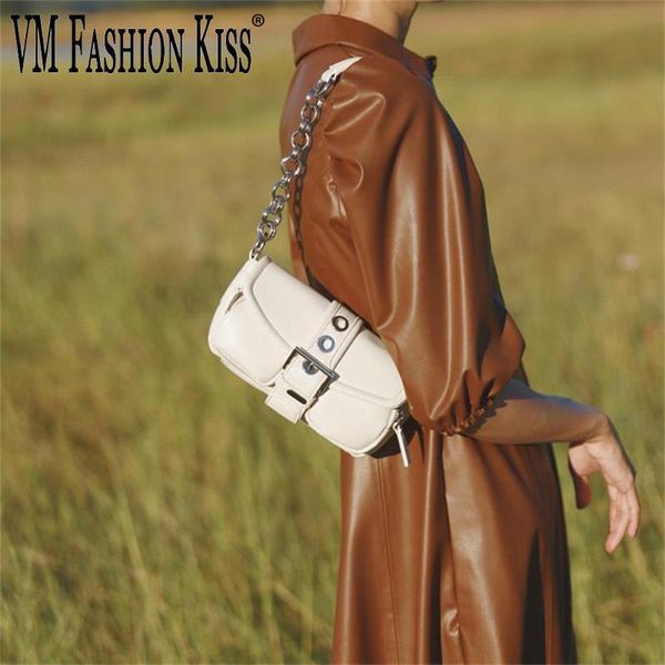 cross body 2021 street retro style women's shoulder bag chain handle handbag hasp ladies messenger vintage
cross body 2021 street retro style women's shoulder bag chain handle handbag hasp ladies messenger vintage