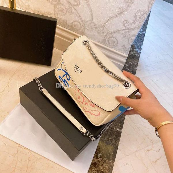 2020 designer crossbody bags versatile graffiti postman bag fashion women shoulder bag genuine leather hardware chain letter handbag
2020 designer crossbody bags versatile graffiti postman bag fashion women shoulder bag genuine leather hardware chain letter handbag