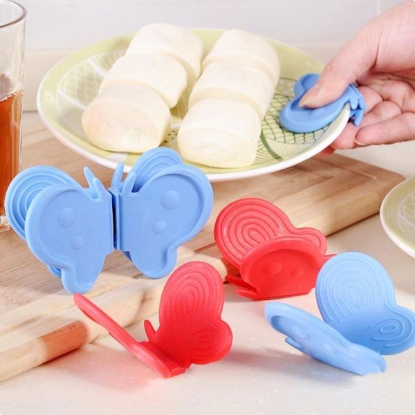2pcs/set butterfly shaped silicone anti-scald devices fridge magnet kitchen tool insulation plate clamp kitchen gadgets 20201
2pcs/set butterfly shaped silicone anti-scald devices fridge magnet kitchen tool insulation plate clamp kitchen gadgets 20201