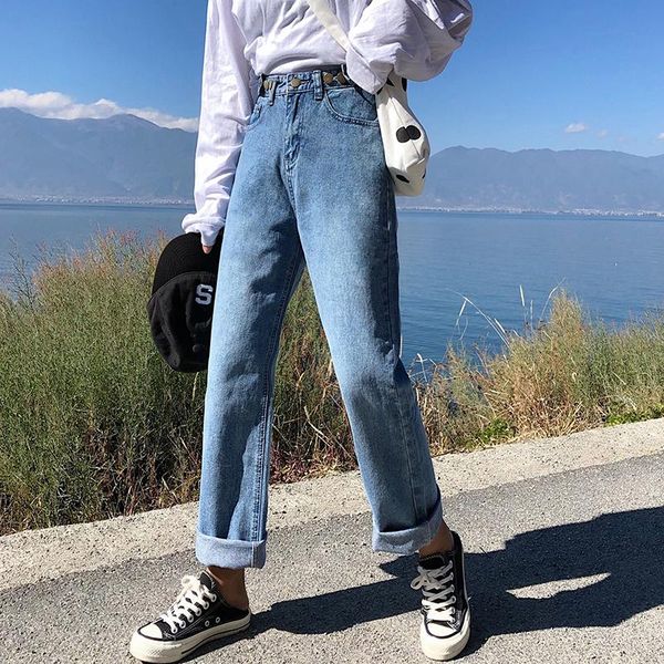 2020 loose wide leg cotton women jeans wrinkle washed spring high waist korean designer three colors denim pants, Blue
2020 loose wide leg cotton women jeans wrinkle washed spring high waist korean designer three colors denim pants, Blue