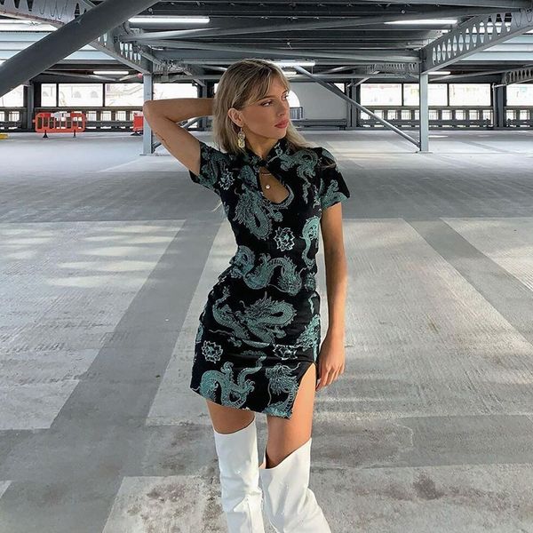 2021 qipao modern improved cheongsam qipao formal dress gothic tight dress evening party dresses vintage cheongsam jl1249, Black;red
2021 qipao modern improved cheongsam qipao formal dress gothic tight dress evening party dresses vintage cheongsam jl1249, Black;red