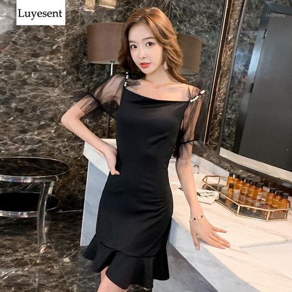 women black pearl mesh patchwork club party summer dress transparent short sleeve female mermaid empire vintage vestidos 20191, Black;gray
women black pearl mesh patchwork club party summer dress transparent short sleeve female mermaid empire vintage vestidos 20191, Black;gray