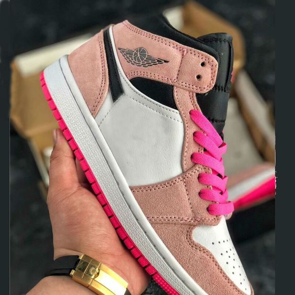 new 1 mid crimson tint women men basketbal shoes outdoor sports sneakers pink white black trainers
new 1 mid crimson tint women men basketbal shoes outdoor sports sneakers pink white black trainers