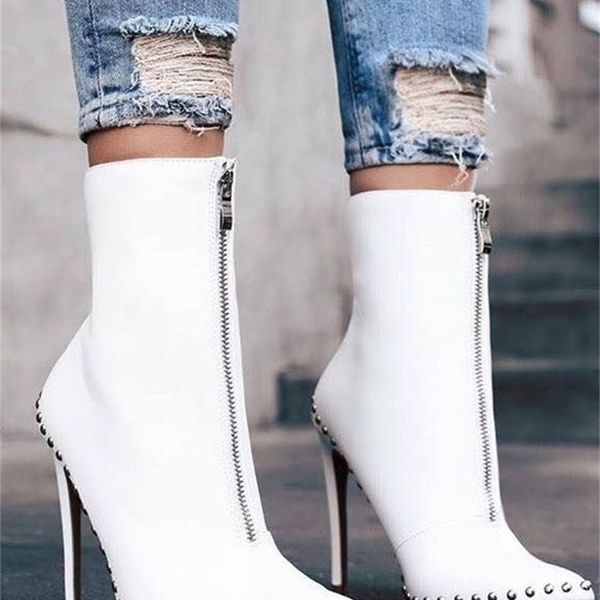 goxpacer autumn new arrival women shoes pointed toe women boots high heels front zip rivets fashion shoe female plus size knight t200425, Black
goxpacer autumn new arrival women shoes pointed toe women boots high heels front zip rivets fashion shoe female plus size knight t200425, Black
