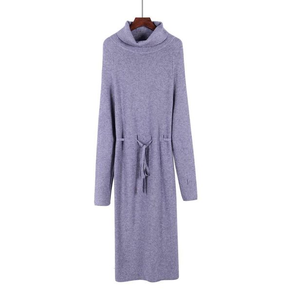 2021 new women long knit midi thumb hole thick turtlencek sweater dress elegant pullover straight christmas party dresses jk6i, White;black
2021 new women long knit midi thumb hole thick turtlencek sweater dress elegant pullover straight christmas party dresses jk6i, White;black