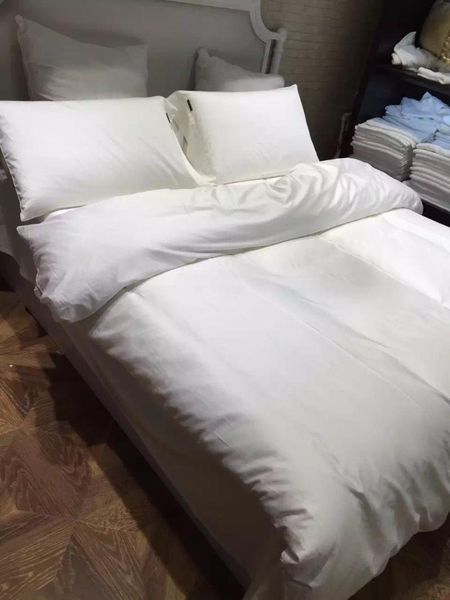*****5 star l series 4pcs 100% long staple fine cotton 60s sateen fabric pure white l bedding 
*****5 star l series 4pcs 100% long staple fine cotton 60s sateen fabric pure white l bedding