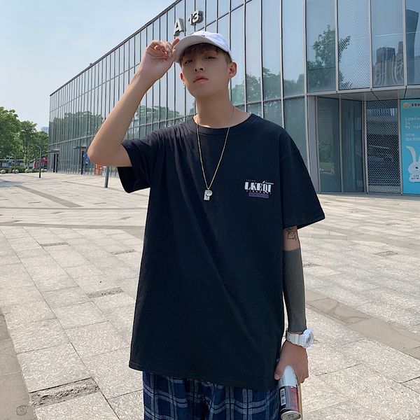 round neck printed half sleeve men's summer korean loose trend student versatile 5-sleeve t-shirt, White;black
round neck printed half sleeve men's summer korean loose trend student versatile 5-sleeve t-shirt, White;black