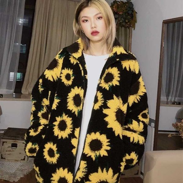 winter new original sunflower locomotive lambswood warm cotton jacket short loose and cotton coat coats 201109, Black;brown
winter new original sunflower locomotive lambswood warm cotton jacket short loose and cotton coat coats 201109, Black;brown
