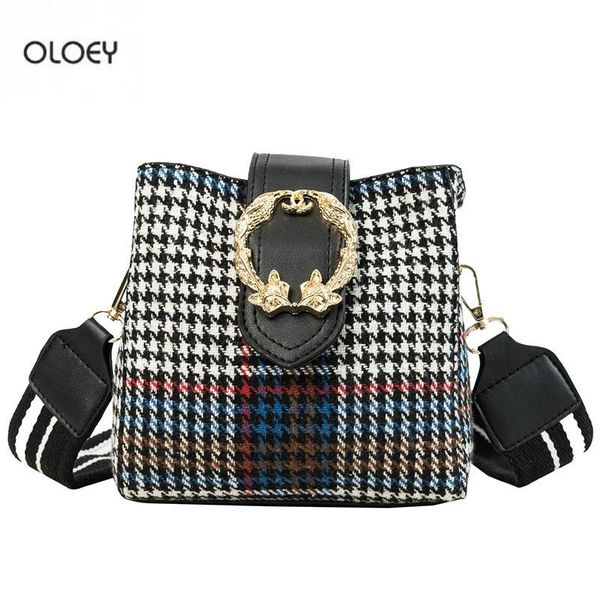 oloey new women's bucket bag fashion lock buckle square bag wild woolen fabric wide shoulder strap shoulder messenger
oloey new women's bucket bag fashion lock buckle square bag wild woolen fabric wide shoulder strap shoulder messenger