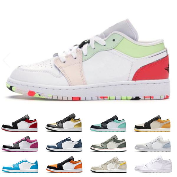 gold toe 1 1s mens low basketball shoes obsidian white black toe magenta ember glow women new skateboard trainers sneakers 36-45
gold toe 1 1s mens low basketball shoes obsidian white black toe magenta ember glow women new skateboard trainers sneakers 36-45