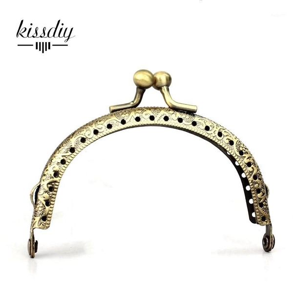 10pcs 8.5cm antique bronze metal purse frame semicircle kiss clasp handle for bag craft bag make hardware accessory1, Black
10pcs 8.5cm antique bronze metal purse frame semicircle kiss clasp handle for bag craft bag make hardware accessory1, Black