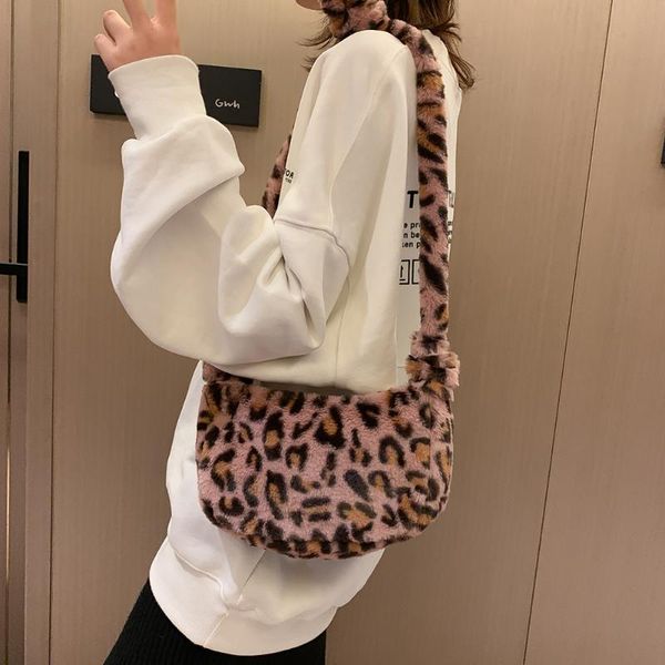 fashion leopard printed crossbody bag popular simple female daily bag women plush autumn winter shoulder pouch
fashion leopard printed crossbody bag popular simple female daily bag women plush autumn winter shoulder pouch