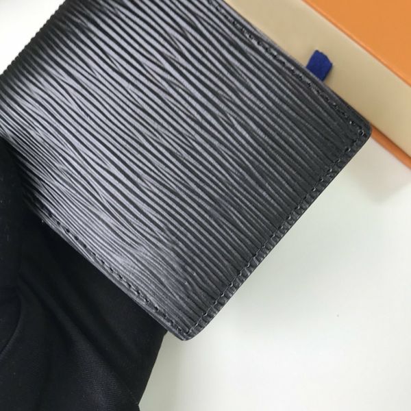 fashion mens wallets classic men wallet stripes textured wallet multiple bifold short small wallets with box, Red;black
fashion mens wallets classic men wallet stripes textured wallet multiple bifold short small wallets with box, Red;black
