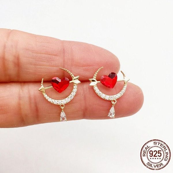 ms.betti 100% 925 sterling silver romantic cupid red crystal hearts stud earrings for women silver jewelry 2020 valentine's day, Golden;silver
ms.betti 100% 925 sterling silver romantic cupid red crystal hearts stud earrings for women silver jewelry 2020 valentine's day, Golden;silver