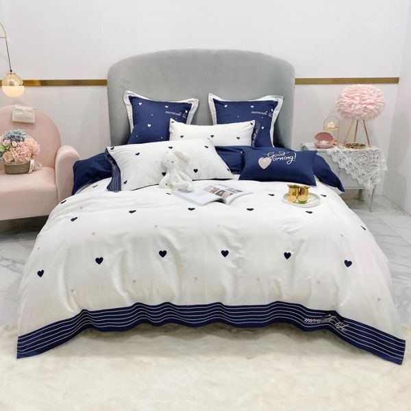 bedding sets blue heart embroidery bedlinen set king size bed linen 600tc egyptian cotton duvet cover sheet pillowcases1
bedding sets blue heart embroidery bedlinen set king size bed linen 600tc egyptian cotton duvet cover sheet pillowcases1