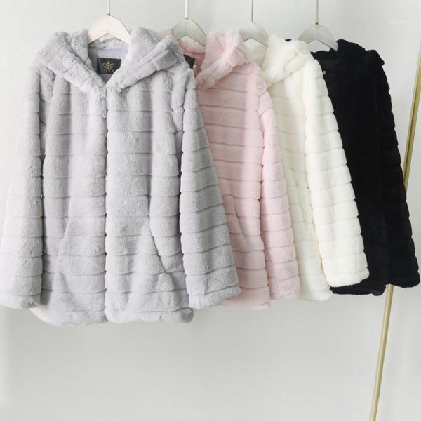 2021 women autumn winter solid color long sleeve fleece loose warm jacket coat womens winter warm hooded clothing femme veste1, Black;brown
2021 women autumn winter solid color long sleeve fleece loose warm jacket coat womens winter warm hooded clothing femme veste1, Black;brown