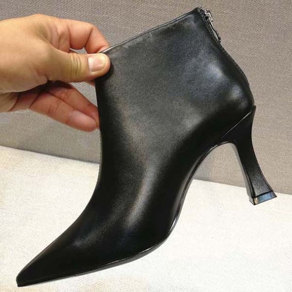 classics fashionable and exquisite womens boots high heels and genuine leather outdoors fashion boots 03 p732, Black
classics fashionable and exquisite womens boots high heels and genuine leather outdoors fashion boots 03 p732, Black