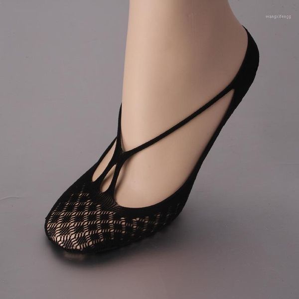 2019 new summer nylon shallow mouth antiskid invisible socks women harajuku cross socks women thin invisible1, Black;white
2019 new summer nylon shallow mouth antiskid invisible socks women harajuku cross socks women thin invisible1, Black;white