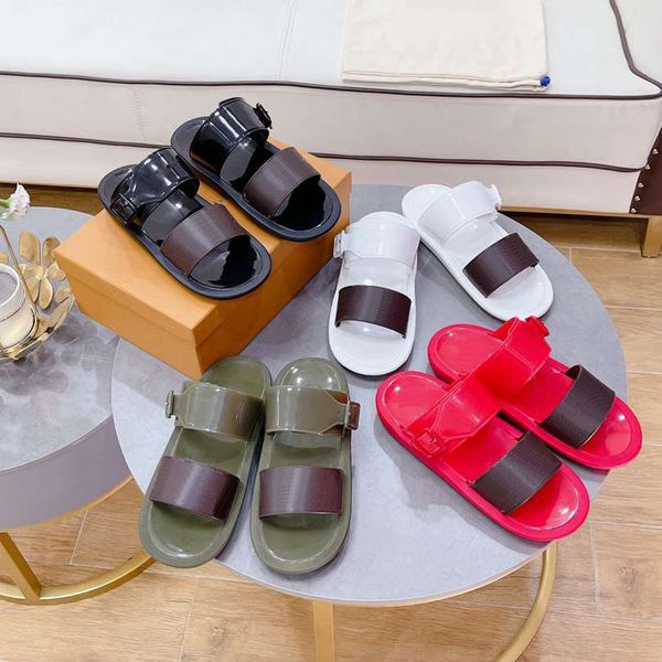 2022 designer sandals men and women sandals fashion luxury plaid slippers leather rubber flat sandal summer beach shoes casual sole size 35-, Black
2022 designer sandals men and women sandals fashion luxury plaid slippers leather rubber flat sandal summer beach shoes casual sole size 35-, Black