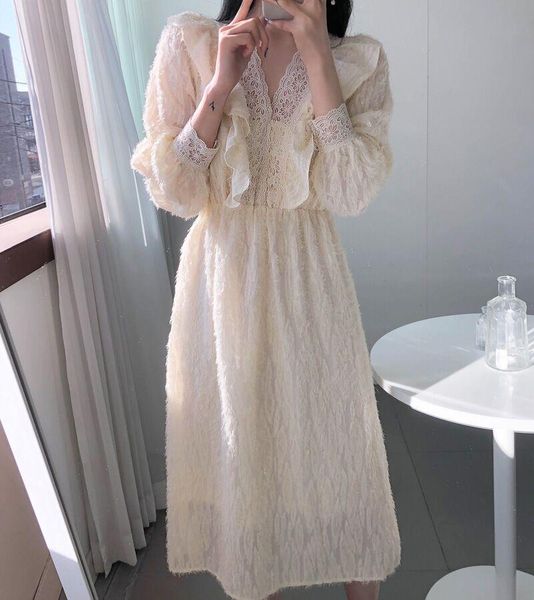 casual dresses french retro color matching lace dress female v-neck temperament high waist foreign style long, Black;gray
casual dresses french retro color matching lace dress female v-neck temperament high waist foreign style long, Black;gray