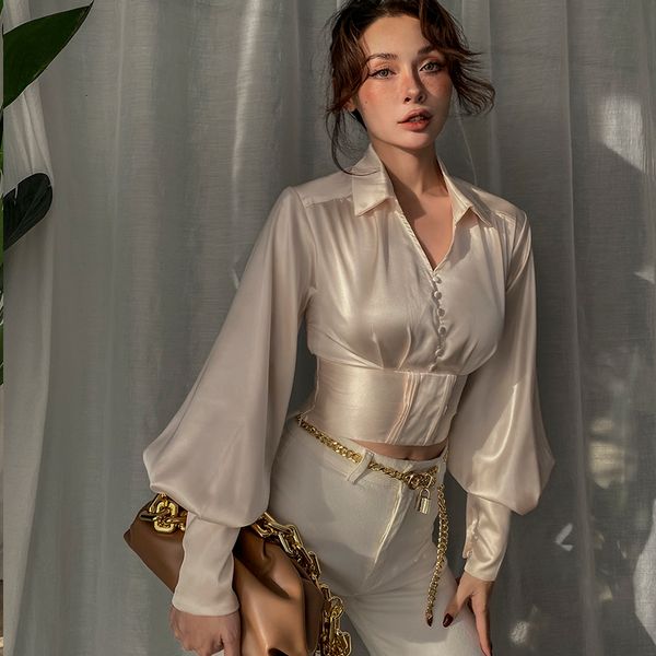 2021 autumn new soft satin thin lantern sleeves vintage shirt with low-v female blouse vest waistcoats csc7, White
2021 autumn new soft satin thin lantern sleeves vintage shirt with low-v female blouse vest waistcoats csc7, White