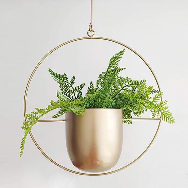 iron hanging flower pot decorative swinging flower basket wall hanging pot decorative basket wall mount
iron hanging flower pot decorative swinging flower basket wall hanging pot decorative basket wall mount