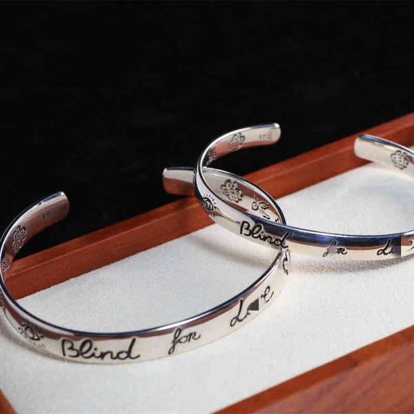 factory wholesale 925 silver letter flower and bird love fearless bracelet men's and women's same lover bracelet, Black
factory wholesale 925 silver letter flower and bird love fearless bracelet men's and women's same lover bracelet, Black
