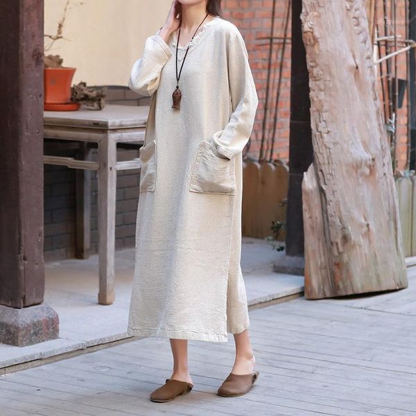 johnature vintage women dress cotton linen robes 2020 spring new v-neck long sleeve pockets plus size women cloths soft dress1, Black;gray
johnature vintage women dress cotton linen robes 2020 spring new v-neck long sleeve pockets plus size women cloths soft dress1, Black;gray