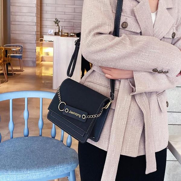 classic women chain crossbody bags delicate splicing simplicity comfortable soft shoulder messenger frosted handbags
classic women chain crossbody bags delicate splicing simplicity comfortable soft shoulder messenger frosted handbags