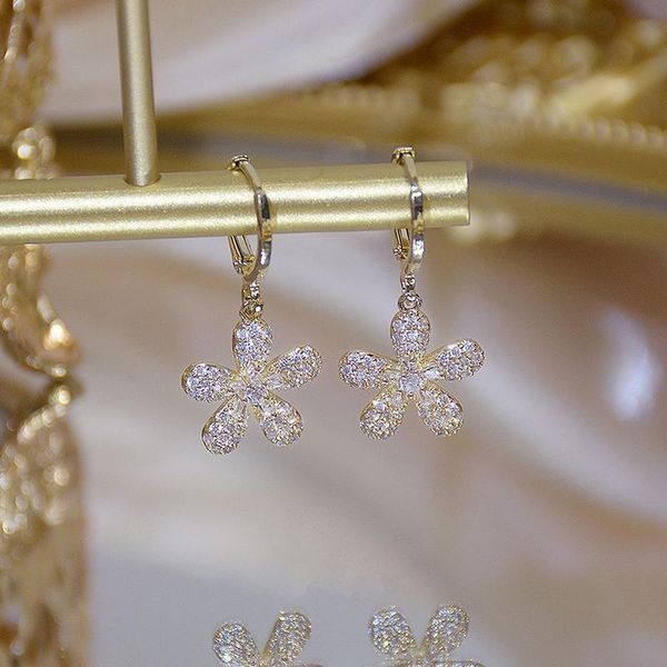 luxury shine 14k real gold flower earring for women zircon simple cute starfish drop earring wedding birthday jewelry gift, Silver
luxury shine 14k real gold flower earring for women zircon simple cute starfish drop earring wedding birthday jewelry gift, Silver