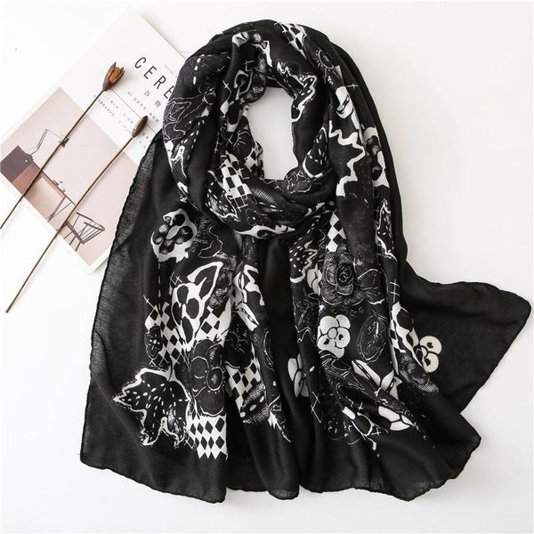 scarves luxury autumn ethnic style print silk 2021 winter quality cotton and linen scarf lady beach sunscreen black shawls, Blue;gray
scarves luxury autumn ethnic style print silk 2021 winter quality cotton and linen scarf lady beach sunscreen black shawls, Blue;gray